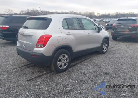 2015 Chevrolet Trax 1Ls z USA, uszkodzony, nr VIN KL7CJKSB3FB228928